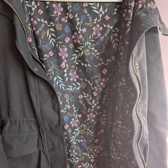 Black Women's Jacket - Picture 2 of 4